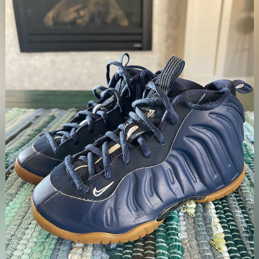 Navy Little Nike Foamposites